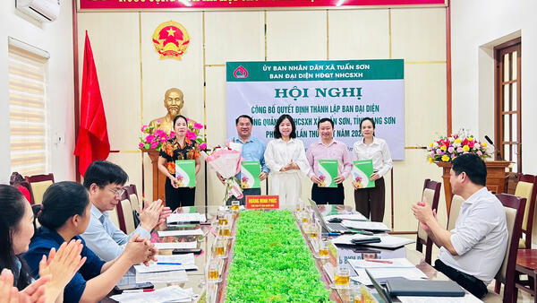 CÔNG BỐ QUYẾT ĐỊNH THÀNH LẬP BAN ĐẠI DIỆN HỘI ĐỒNG QUẢN TRỊ NGÂN HÀNG CHÍNH SÁCH XÃ HỘI XÃ TUẤN SƠN