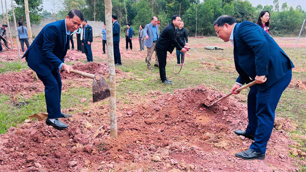 XÃ TUẤN SƠN PHÁT ĐỘNG TẾT TRỒNG CÂY  XUÂN BÍNH NGỌ 2026