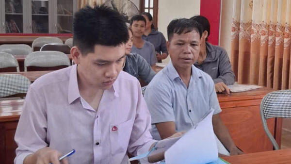 PHÒNG GIAO DỊCH NGÂN HÀNG CHÍNH SÁCH XÃ HỘI HỮU LŨNG KIỂM TRA CÔNG TÁC TÍN DỤNG CHÍNH SÁCH TẠI XÃ TUẤN SƠN, TỈNH LẠNG SƠN